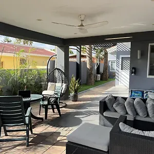 Brown's 1 Bedroom , Palm Beach Aruba
