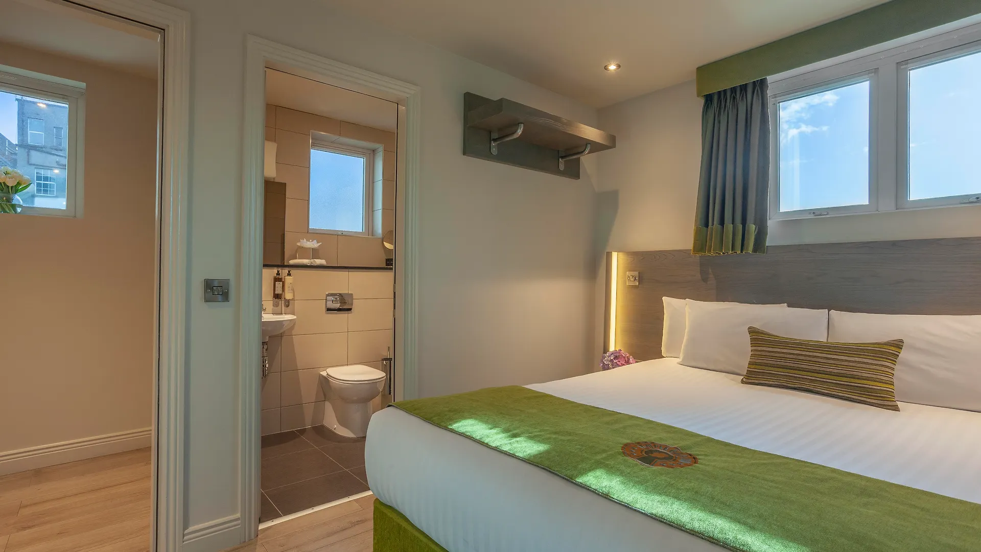 Temple Bar Inn Dublin Hotel